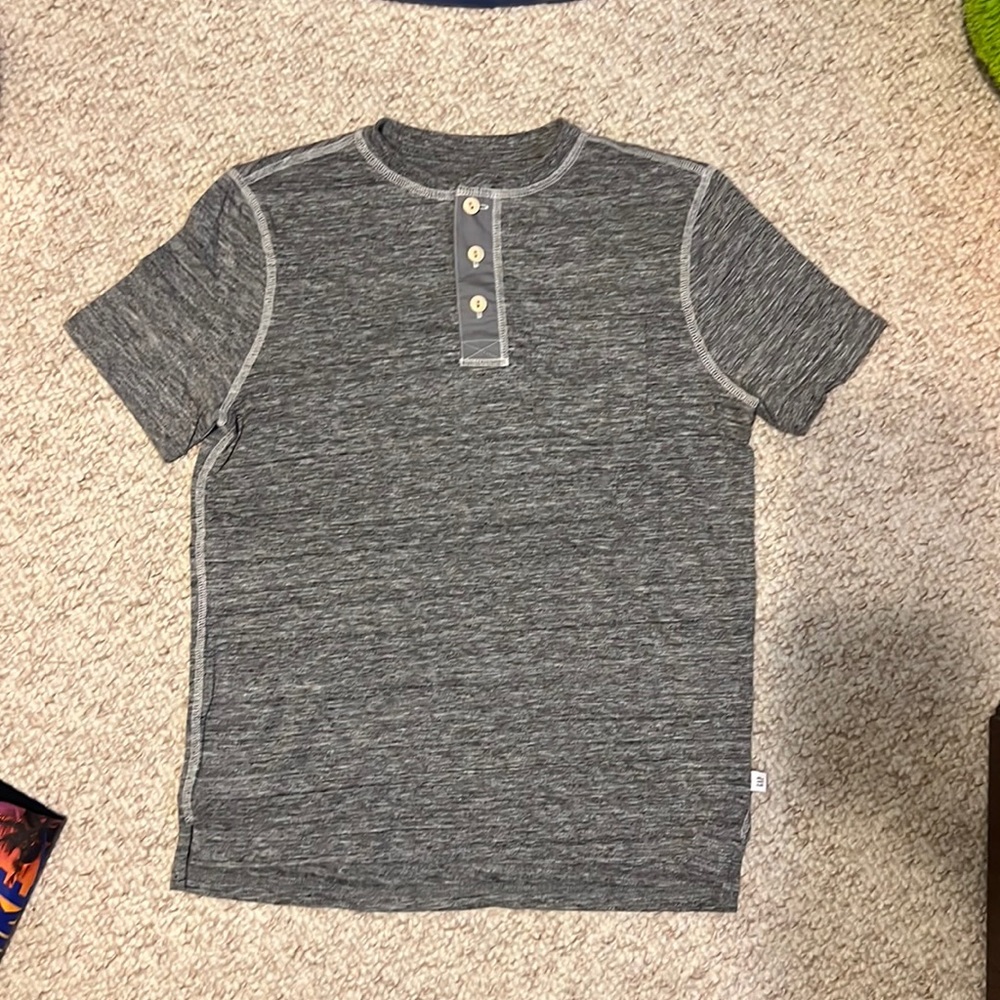 Gap Kids (boys) XL short sleeve henley